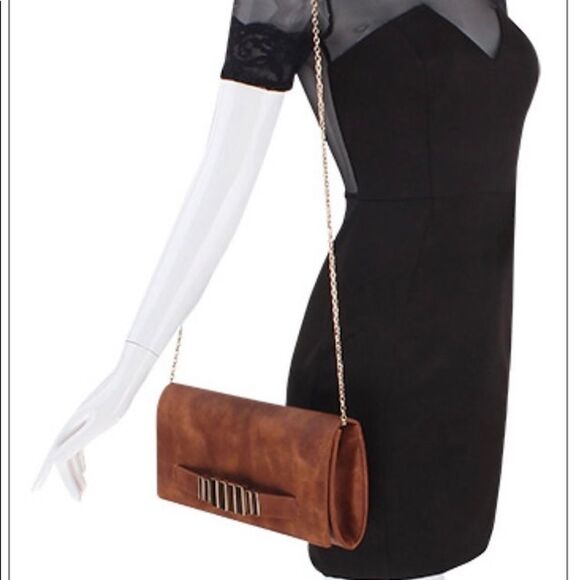 Convertible Chain Crossbody Bag/Clutch  - Picture 7 of 7